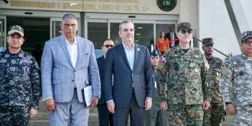 Gobierno presenta avances reforma PN; muestra software contra la delincuencia