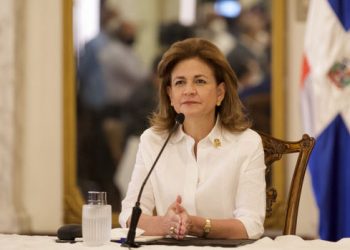 Vicepresidenta Raquel Peña, queda a cargo provisionalmente del Ministerio de Medio Ambiente