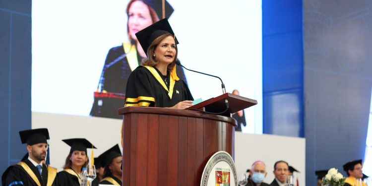 Vicepresidenta Raquel Peña dice es vital país preserve democracia e institucionalidad