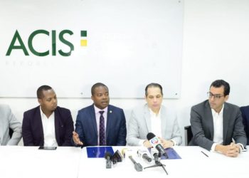 Consulado General de Haití en Santiago y ACIS firman acuerdo de cooperación interinstitucional
