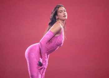 Dua Lipa revoluciona las redes por un baile