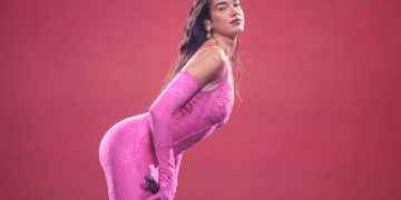 Dua Lipa revoluciona las redes por un baile
