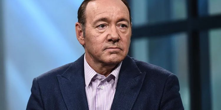 Kevin Spacey, en libertad hasta una nueva vista en julio