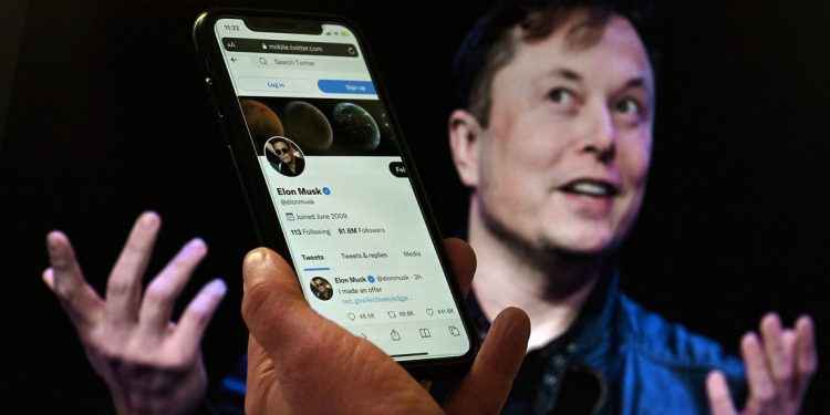 Elon Musk contrademandó a Twitter en la batalla legal inciada por la compra de la red social