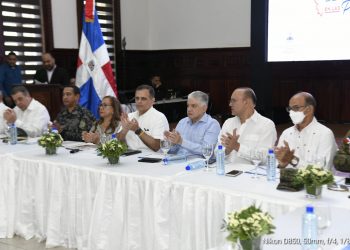 El segundo “Gobierno en las Provincias” destacan reducción de inseguridad y avances en obras en Santiago