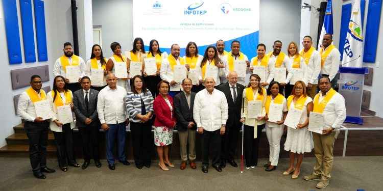 INFOTEP certifica regidores de 15 municipios