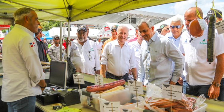 Más de 15 mil personas adquirieron productos a bajos costos en gran feria “Inespre Más Cerca de Ti”