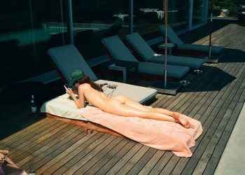 Kendall Jenner publica foto completamente desnuda y miren las redes
