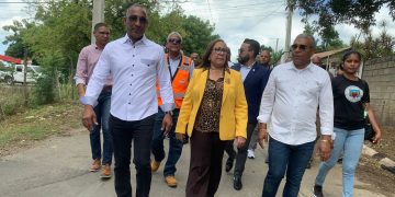 MOPC deja iniciado trabajos  de asfaltado en  Jacagua, Santiago