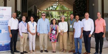 Neney Cabrera comparte con expertos de Perú y Usaid éxitos del Gobierno en manejo residuos sólidos en Samaná