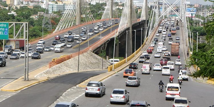 Ministerio de Obras Públicas anuncia reparación profunda al Puente Juan Pablo Duarte