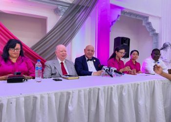 Lanzan Movimiento social “Rosa Internacional” a favor de mujeres vulnerables