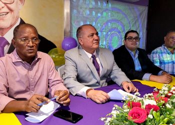El precandidato a alcalde de Santiago del PLD Silvio Duran organiza panel «Cambio Climático y Calentamiento Global»