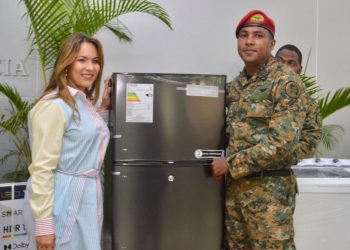 MIDE y ADEOFA celebran Día del Padre a los militares