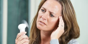 Por qué las mujeres se deprimen más en la perimenopausia