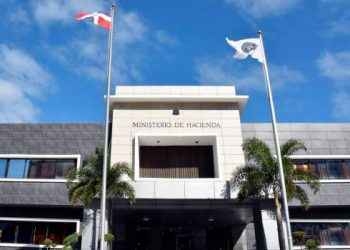Estado Dominicano hará licitación para adjudicar acciones recibidas de socio privado en La Tabacalera