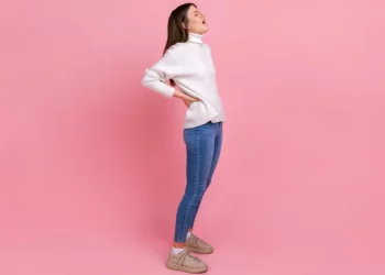 Consejos para el dolor lumbar: deportes más adecuados y hábitos ‘prohibidos’