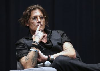 Johnny Depp dirigirá su primera película en 25 años y Al Pacino la producirá