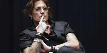 Johnny Depp dirigirá su primera película en 25 años y Al Pacino la producirá