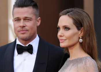 Angelina Jolie pidió explicaciones al FBI luego del cierre de una investigación por agresión contra Brad Pitt
