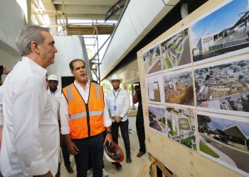 Abinader supervisa estación Los Americanos en segunda línea teleférico; obra avanza en un 85% e impactará 400 mil habitantes