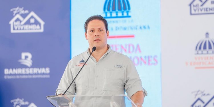 Presidente Abinader entrega 300 nuevos apartamentos de primera etapa del Plan Mi Vivienda-Hato Nuevo