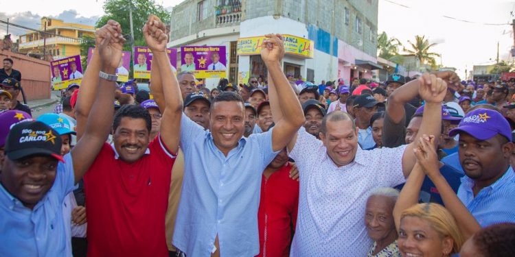 Desmienten sea del PRM dirigente choferíl juramentado en la Fuerza del Pueblo en Los Guaricanos