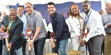 Wellington Arnaud: 55 mil personas más reciben agua potable en la provincia Peravia