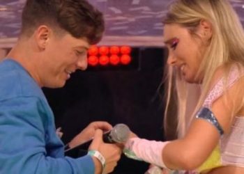 Guaynaa le pide matrimonio a Lele Pons en Tomorrowland