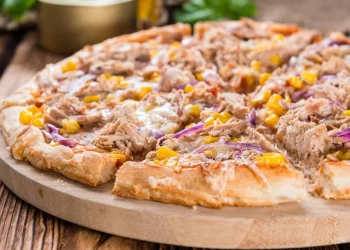 Histamina en las pizzas de atún: qué es esta sustancia y qué riesgos tiene