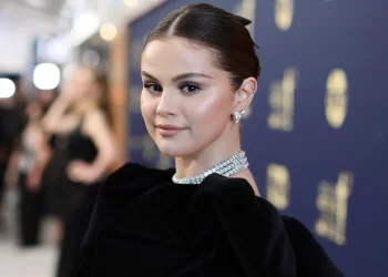 Selena Gómez y su mensaje sobre «barrigas reales»