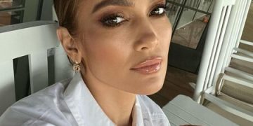 JLo se une a fundación para ayudar a Puerto Rico y RD
