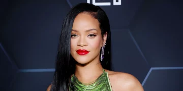 Rihanna anuncia que actuará en el medio tiempo del Super Bowl 2023