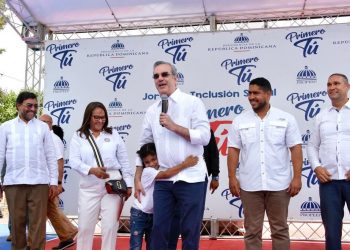 Presidente Abinader Deja Iniciados trabajos construcción proyecto habitacional en SFM por 325 millones
