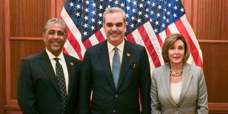 Presidente Abinader concluye primera etapa de su visita a Washington