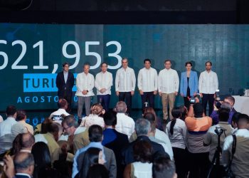 Gobierno informa que en agosto el país alcanzó la cifra record de 621,953 turistas