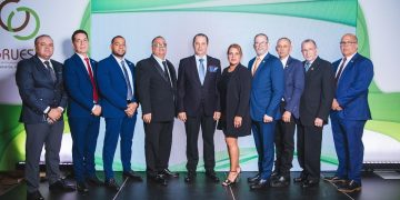 Grupo de Empresarios de Santiago posesiona nueva directiva