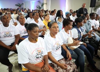 Trabajadoras domesticas tendrán jornada de 8 horas diarias y 36 libres a la semana