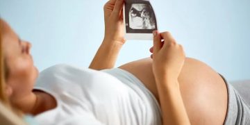 El debate científico por el impacto del COVID-19 en la vida intrauterina