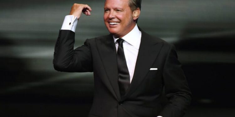 ¡Luis Miguel se casará otra vez!; periodista mexicano dice que ya entregó anillo de compromiso