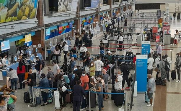 Junta de Aviación Civil elimina pago de 10 dólares a pasajeros dominicanos