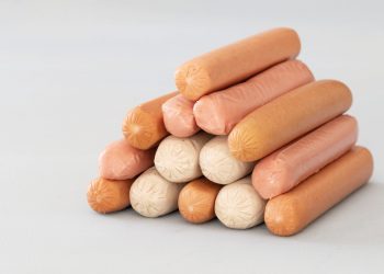 Alerta por un lote de salchichas con listeria: ¿cómo evitar la infección?