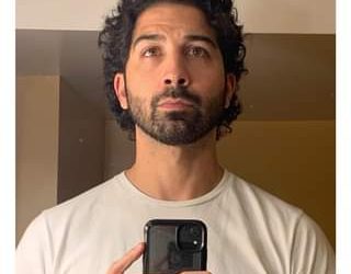 Actor y presentador dominicano Mario Peguero en la serie «The Blacklist»