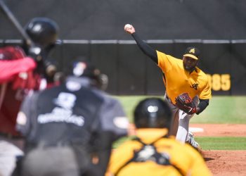 Águilas y Gigantes vuelven a empatar en juego de pretemporada