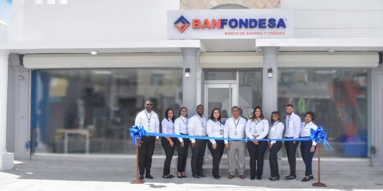 BANFONDESA continúa expansión en la región Este