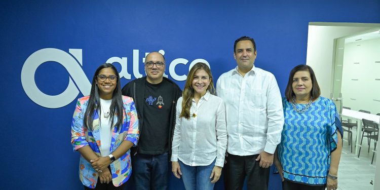 Fundación Altice, ADN y Cincinnatus Institute capacitan jóvenes de Villas Agrícolas en habilidades tecnológicas