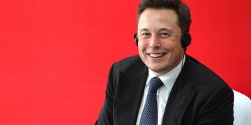 El primer mensaje de Elon Musk en Twitter luego de completar la compra de la red social