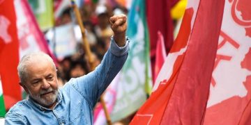 Lula gana la presidencia con el 95% de los votos escrutados