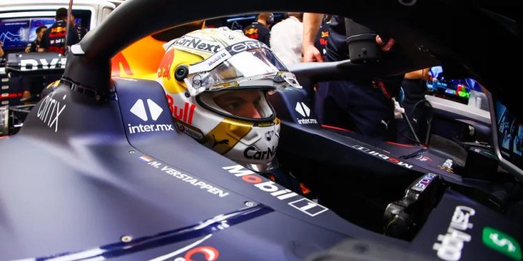 Red Bull le hunde pero él ni rechista