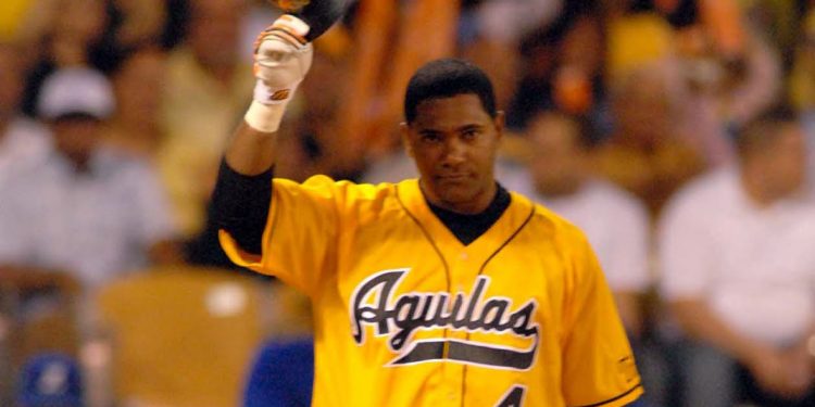 Miguel Tejada pone los ojos en la dirigencia￼